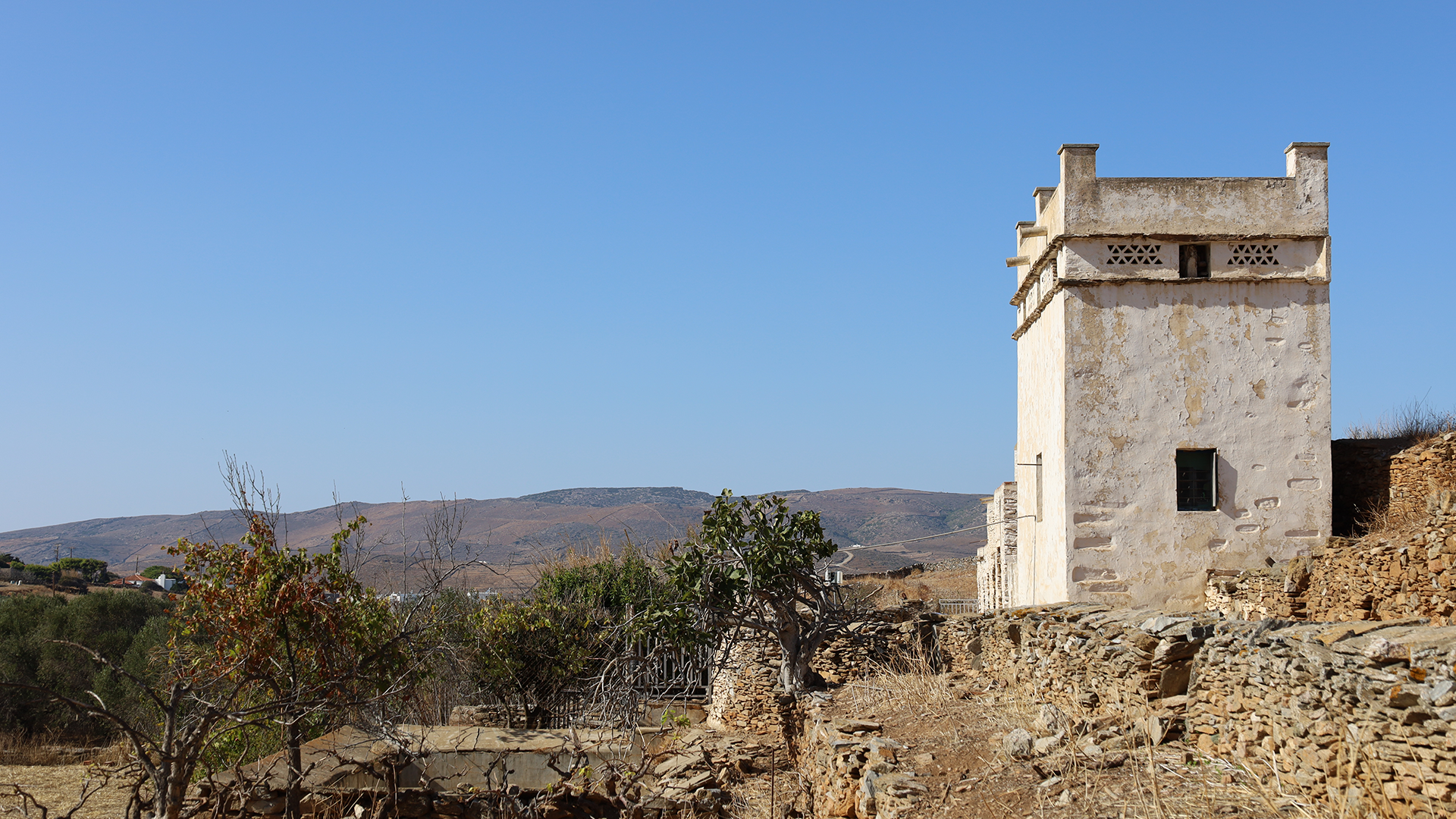 Η Περιστεριώνα στη Χώρα Κύθνου